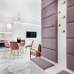 Apartamenty HashtagWilda_Apartament Złoty